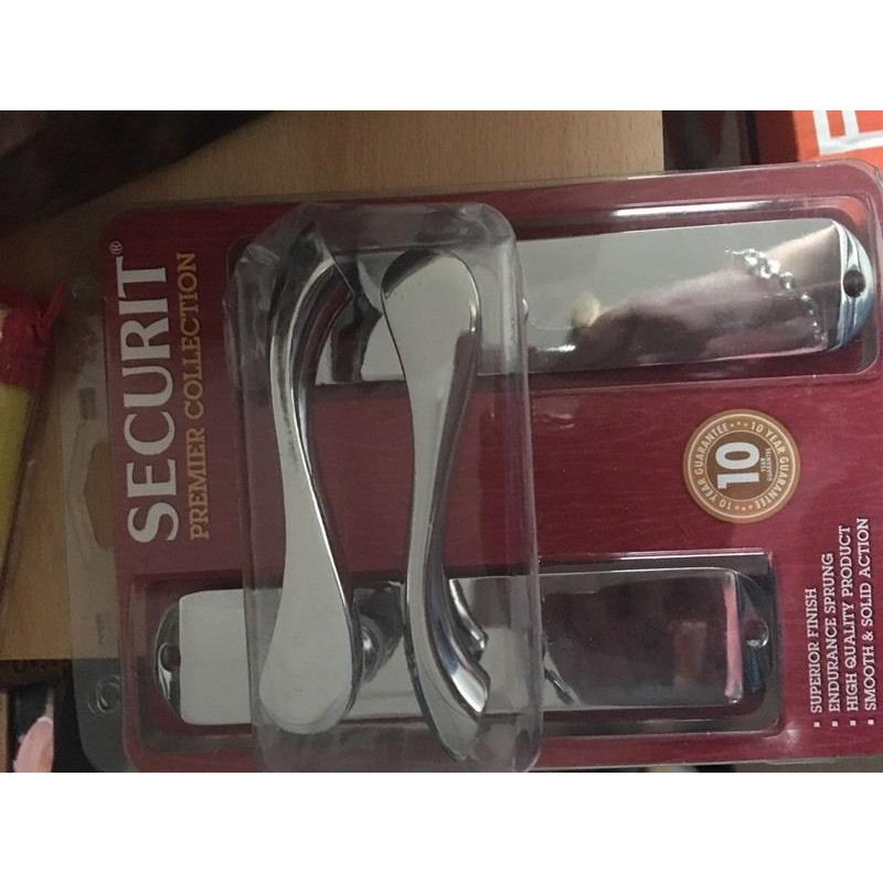 Door handles