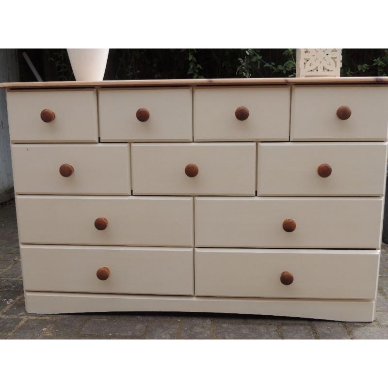 Shabby Chic Merchants Chest