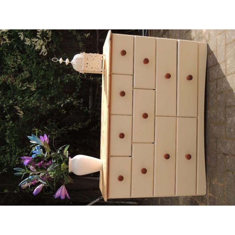 Shabby Chic Merchants Chest