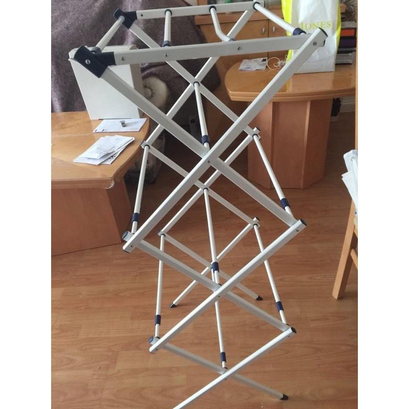 Laundry stand