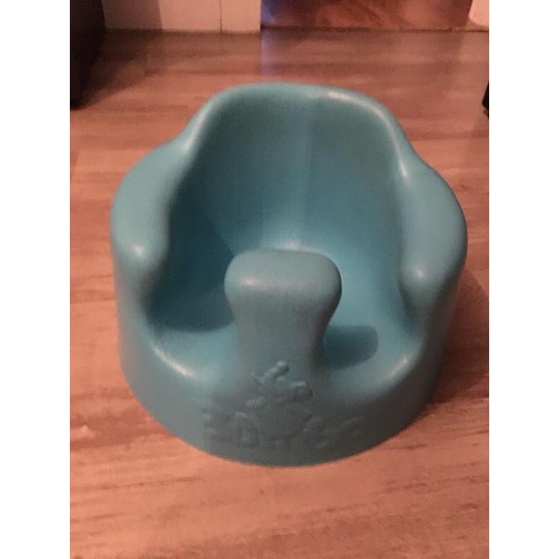 BUMBO Seat in blue - immaculate