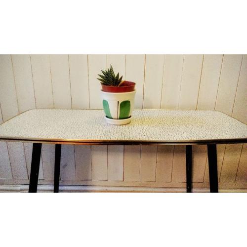 Retro Vintage Atomic Style Formica occasional /hall / breakfast side table on Dansette Legs.