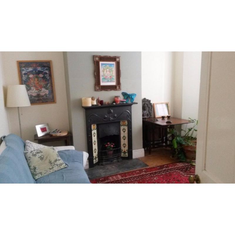 DOUBLE BEDROOM IN A BEAUTIFUL VICTORIAN HOUSE-ALL BILLS INCLUSIVE