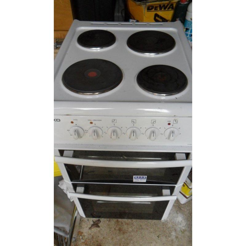 BEKO free standing electric cooker