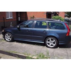2008 volvo v50 r-design 2l 2previous owners f.s.h. excellent condition