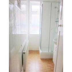 !! ONE WEEK DEPOSIT !! Even SHORT OR LONG TERM!! Ten minutes to Portobello!!