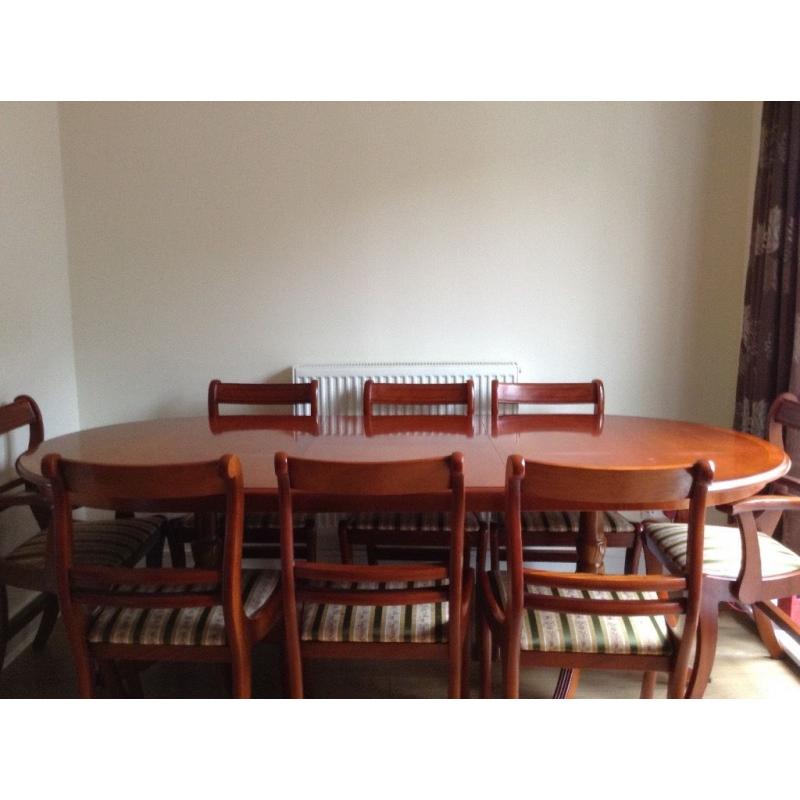 Cherry wood 8 seater extending table & chairs