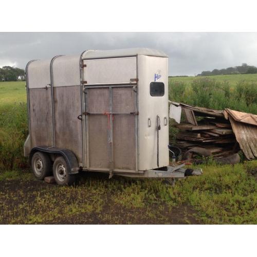 Hunter 505 Horse Trailer For Sale