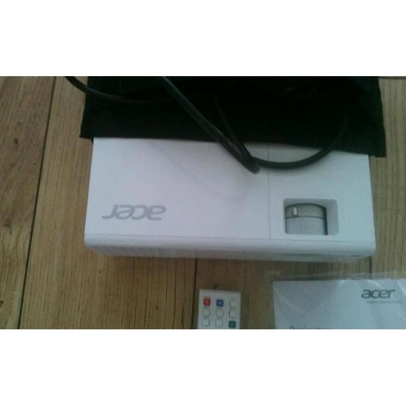 Full hd acer projector and screen