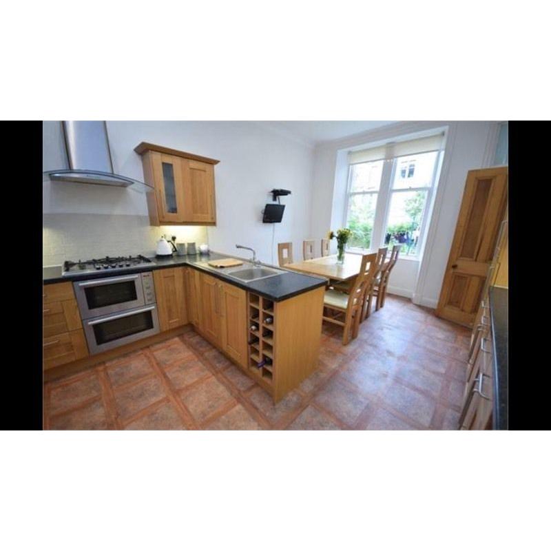 Stunning oak kitchen for sale