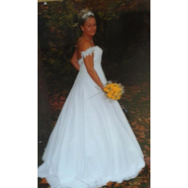 Wedding dress for sale