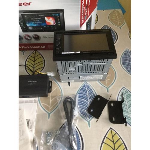 Pioneer AVH-X3500DAB inc Pioneer Avic -F250 Sat nav module