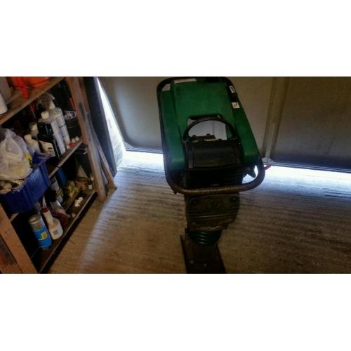 Wacker upright rammer