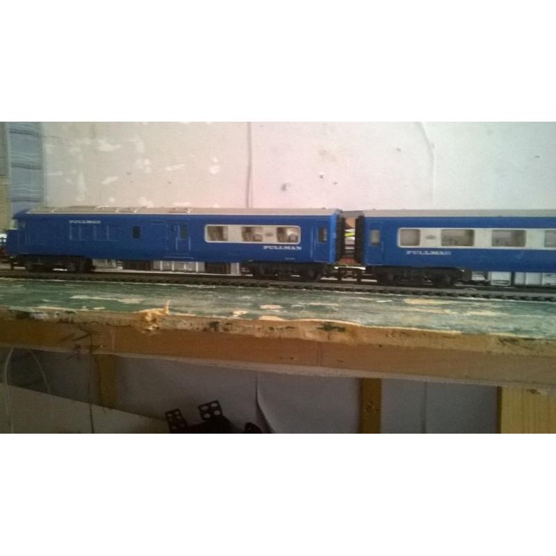 MODEL RAILWAY LARGE LAYOUT HORNBY