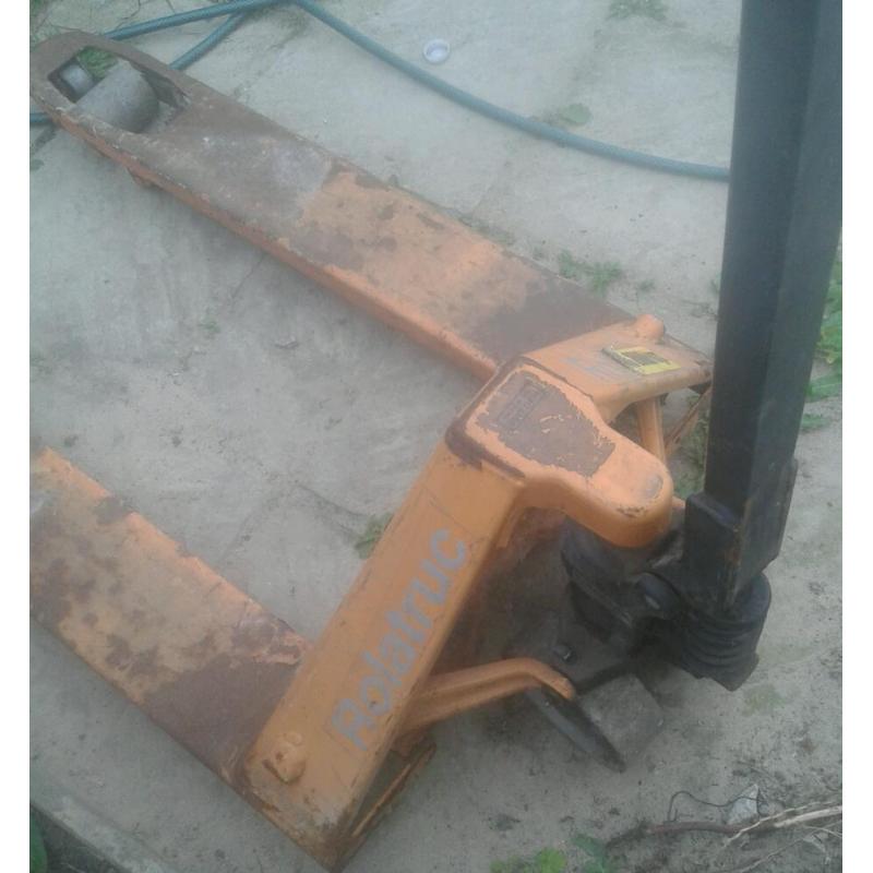 Rolatruc pallet truck