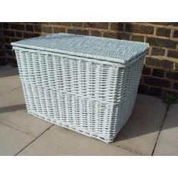 FREE DELIVERY Wicker Laundry Basket Furniture 107
