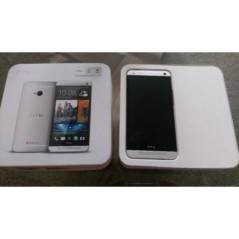 HTC One M8 Android on Vodafone *NOTE: NOT UNLOCKED*