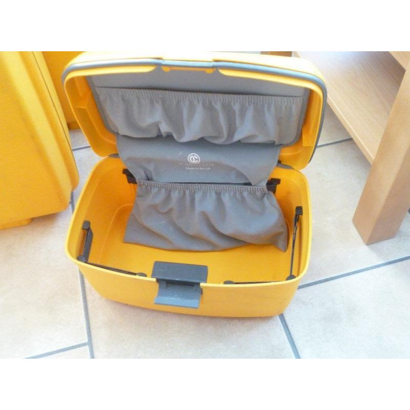 Carlton 3 piece Luggage Set