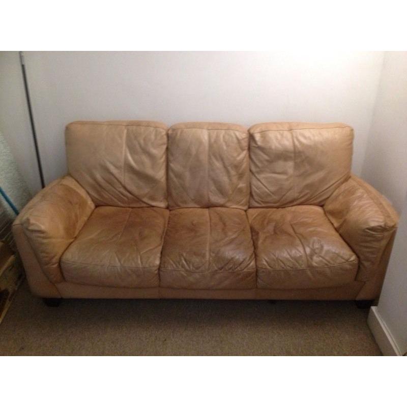2 piece set. 2 seater + 3 seater Leather sofas
