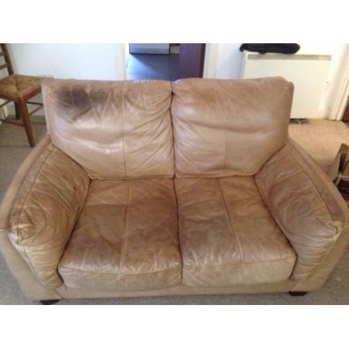 2 piece set. 2 seater + 3 seater Leather sofas