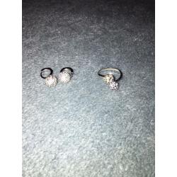 SWAROVSKI ELEMENTS ring & earrings