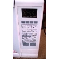 Kenwood 28 litre white combination microwave for spare/repairs