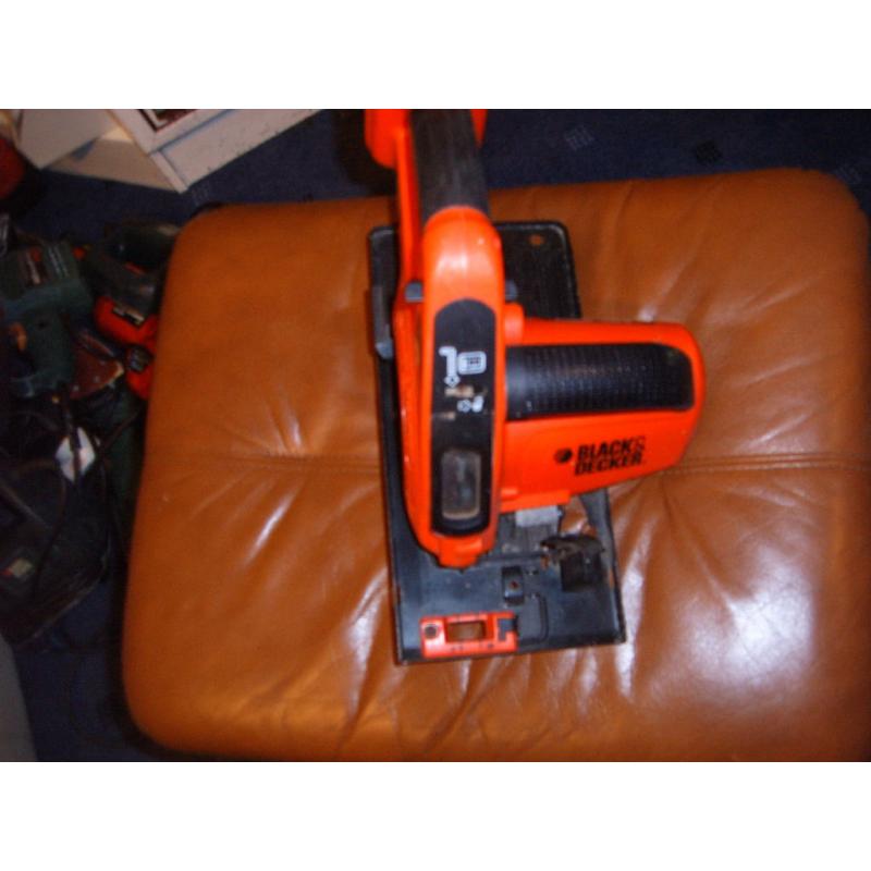 Black an decker cordless circular saw 18 volt