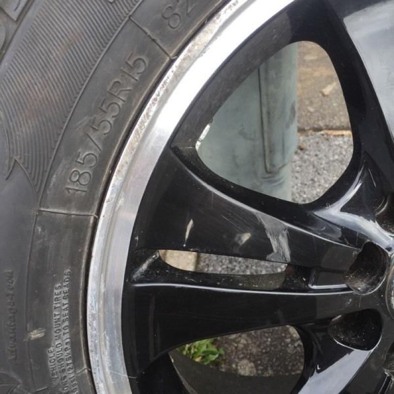15 inch universal alloys