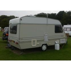 3 birth caravan