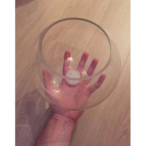 4 x glass fish bowls 20cm diameter