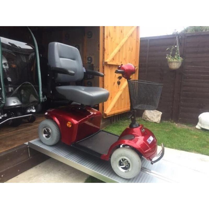 FREERIDER MAYFAIR MOBILITY SCOOTER - ULTRA STURDY & FAST - ONLY 395