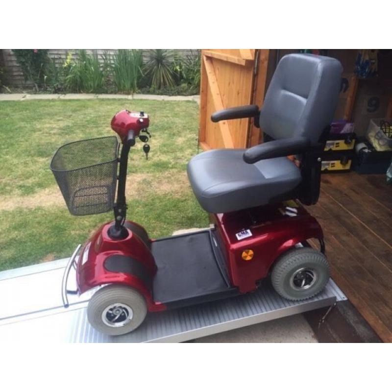 FREERIDER MAYFAIR MOBILITY SCOOTER - ULTRA STURDY & FAST - ONLY 395