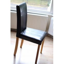 1 dining table with 6 chairs, 2 chests of drawers, 1 wardrobe, 1 television