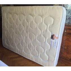 Used double bed mattress in excellent condition – 4' × 6'