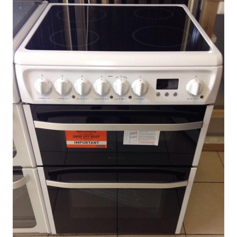***NEW Hotpoint 60cm wide electric ceramic cooker for SALE with 1 year guarantee ***