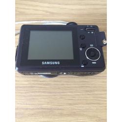 Digital camera