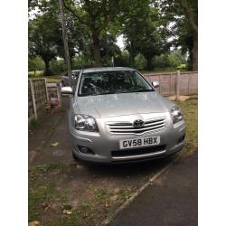 TOYOTA AVENSIS 2.0 DIESEL 5 DR HATCH LONG MOT DRIVES EXCELLENT GREAT CAR FULL SERVICE HISTORY