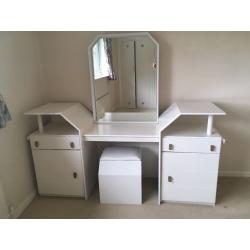 Bedside tables and head board - FREE FREE