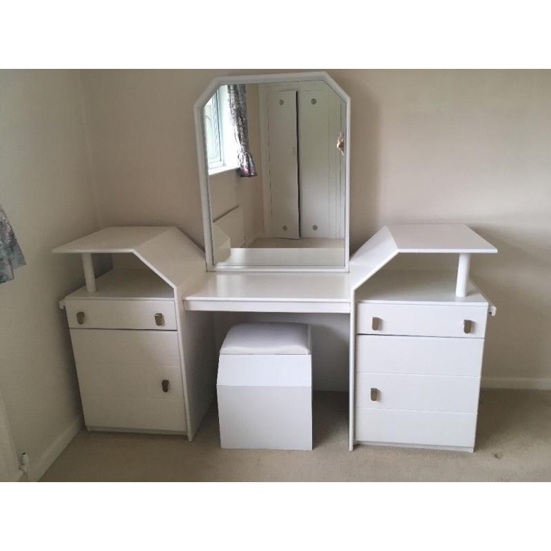 Bedside tables and head board - FREE FREE