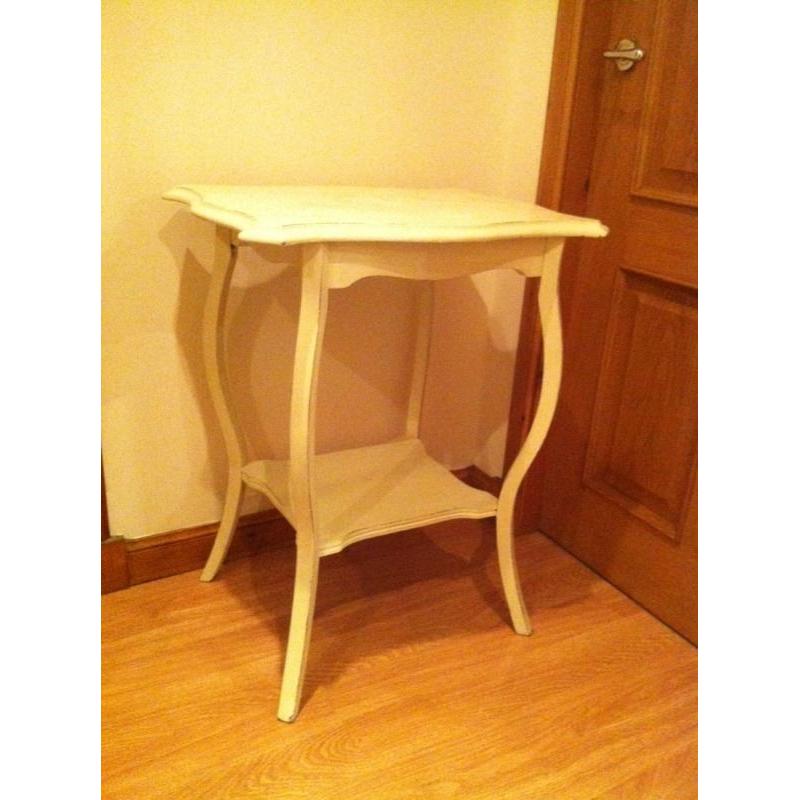 Butterflies Table in Shabby Cream