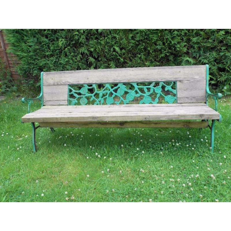 3-Seater Rustic Garden Bench in Wood and Cast Iron