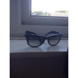 Folding Ray bans