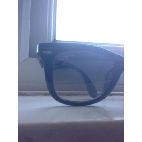 Folding Ray bans