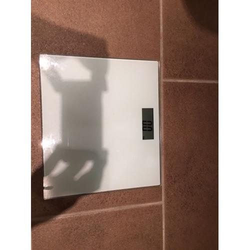 Weight scale