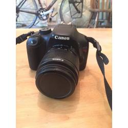 Canon EOS Rebel T2i (550d) + Batteries, case, fisheye lens, 50mm prime lens, videolight & more