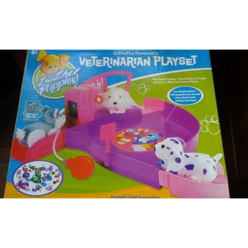 Zhu Zhu Puppies Veterinarian playset. boxed never used