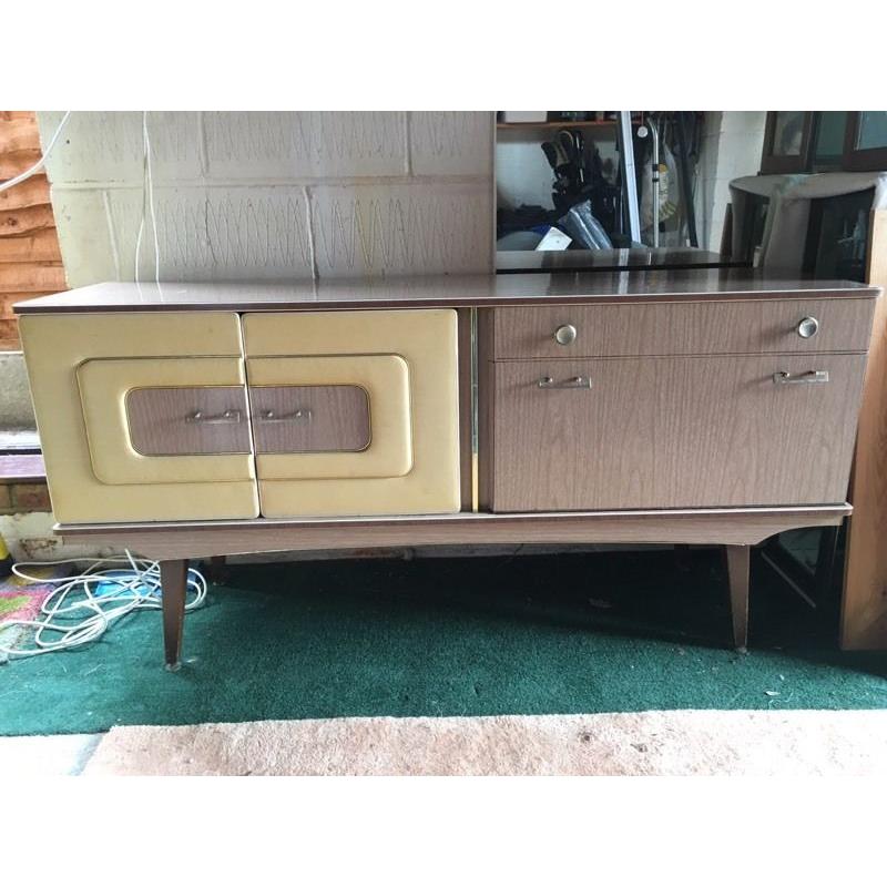 Retro sideboard
