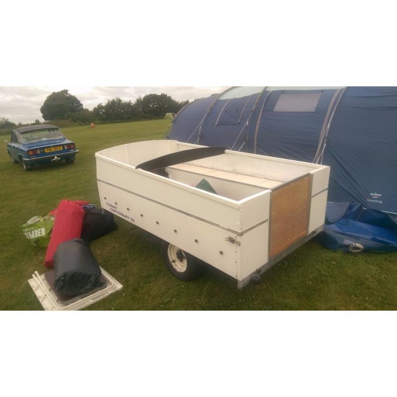 Camping Trailer / Large Tent with Kitchen and double Bed