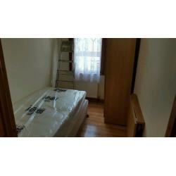 Clean single room