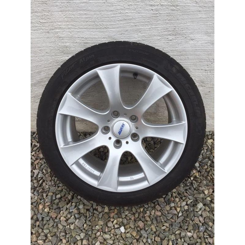 Alloys wheels with Michelin tyres